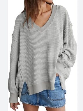 American Eagle Outfitters Light Gray Waffle V-Neck Sweater